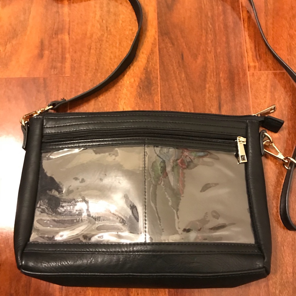 Lucky 7 cross body display bag